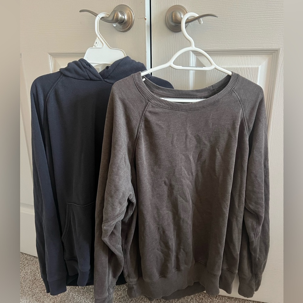 Aerie hoodie + crewneck (selling as set) both size medium